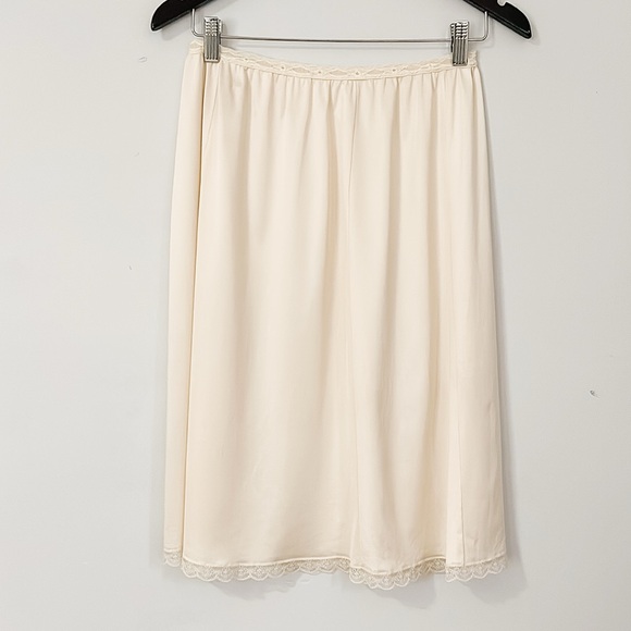 Vintage Eaton Vanity Fair Skip Skirt with Lace Trim - Picture 1 of 6